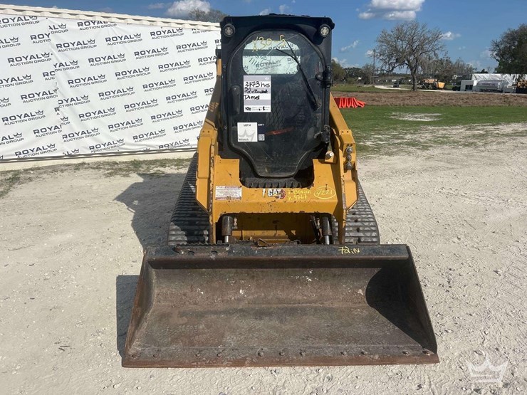 2021-caterpillar-259d3-image-22