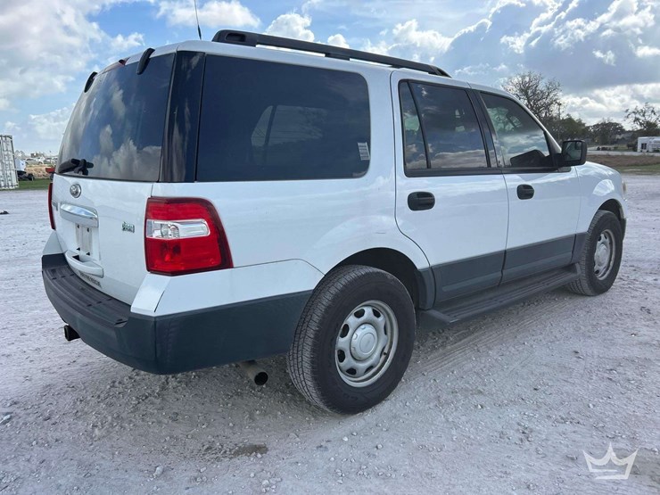 2014-ford-expedition-image-3