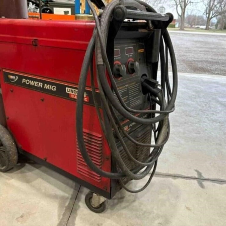 LINCOLN 255C MIG WELDER