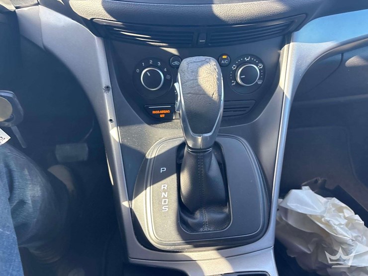 2016-ford-escape-image-16