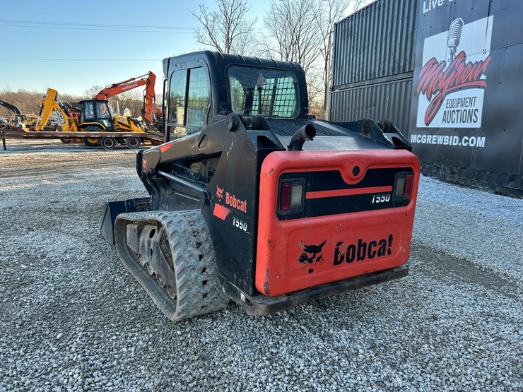 bobcat-t550-image-2