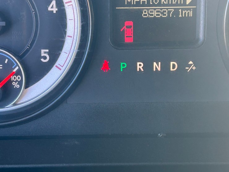 2014-dodge-ram-3500-image-12