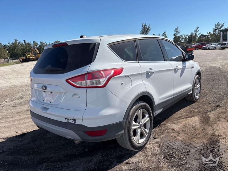 2013-ford-escape-image-3