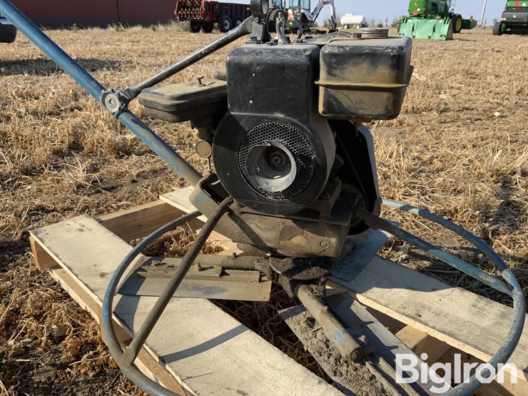 concrete-power-trowel-image-9