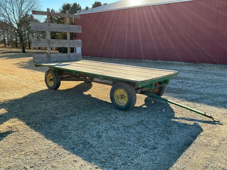 hayrack-7'-x-14'-w/jd-gear-&-hoist-image-5