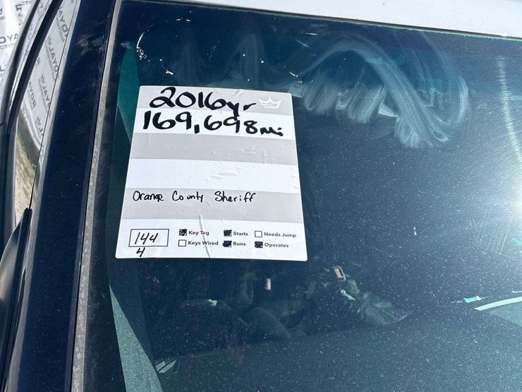 2016-ford-explorer-image-24