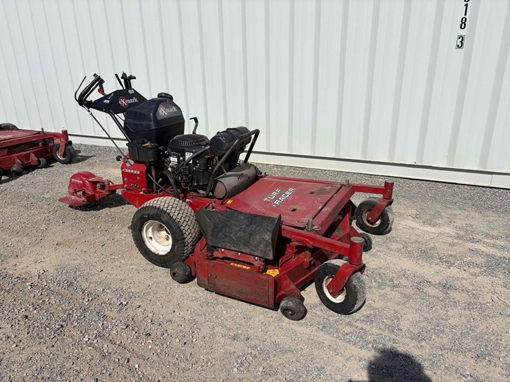 exmark-turf-tracer-image-1