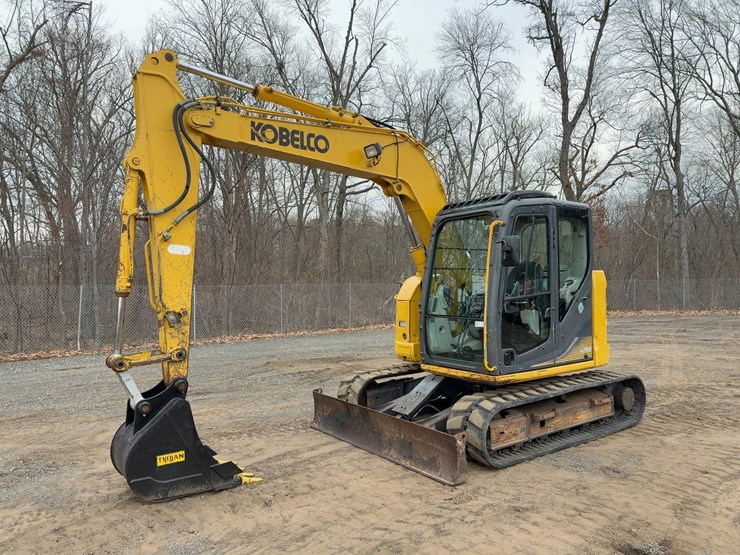 2017-kobelco-sk75sr-3e-image-1