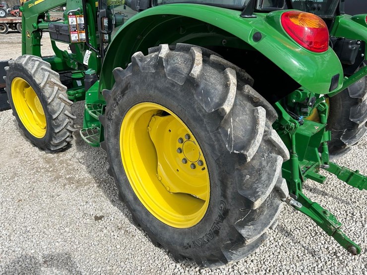 2021-john-deere-5055e-image-17