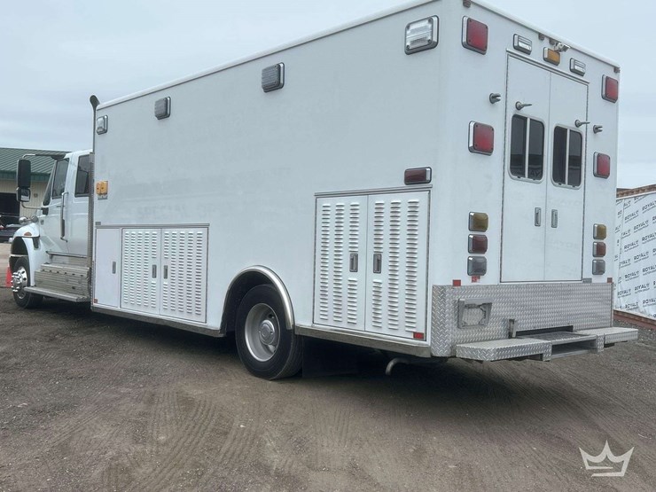 2006-international-durastar-4400-image-4