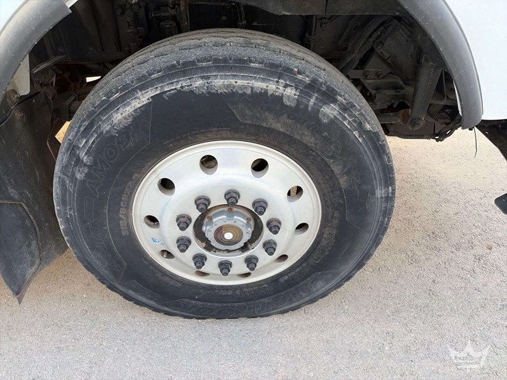 2014-kenworth-t400-image-28