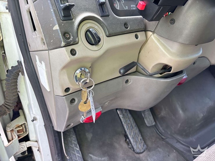 2003-sterling-l7500-image-23