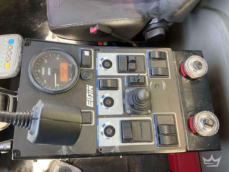 2015-international-durastar-4300-image-20