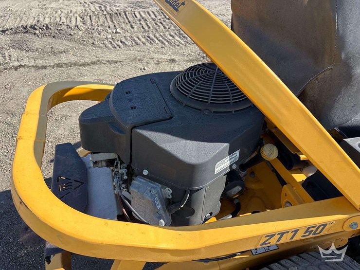 2019-cub-cadet-ultima-zt-1-50in-zero-turn-mower.-image-7