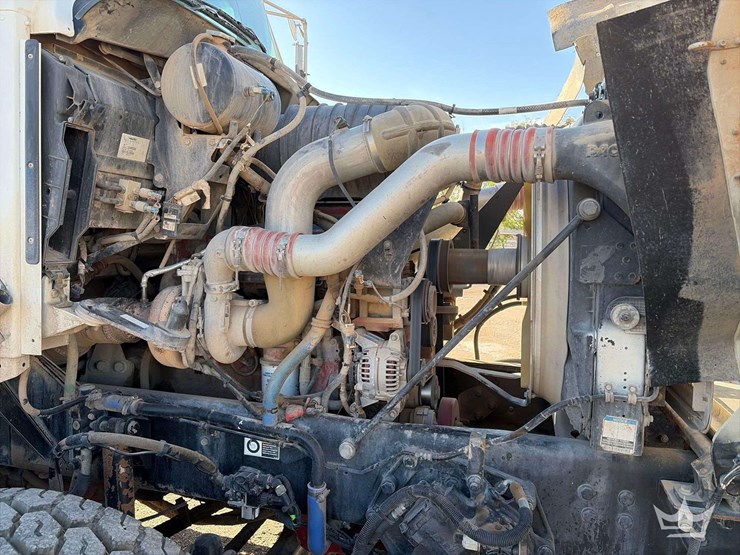 2011-kenworth-t400-image-24