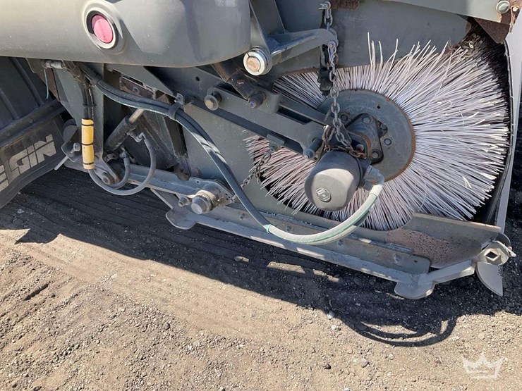 2015-international-durastar-4300-image-35