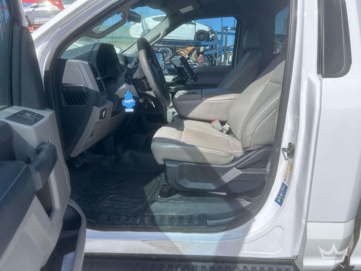 2019-ford-f150-image-14