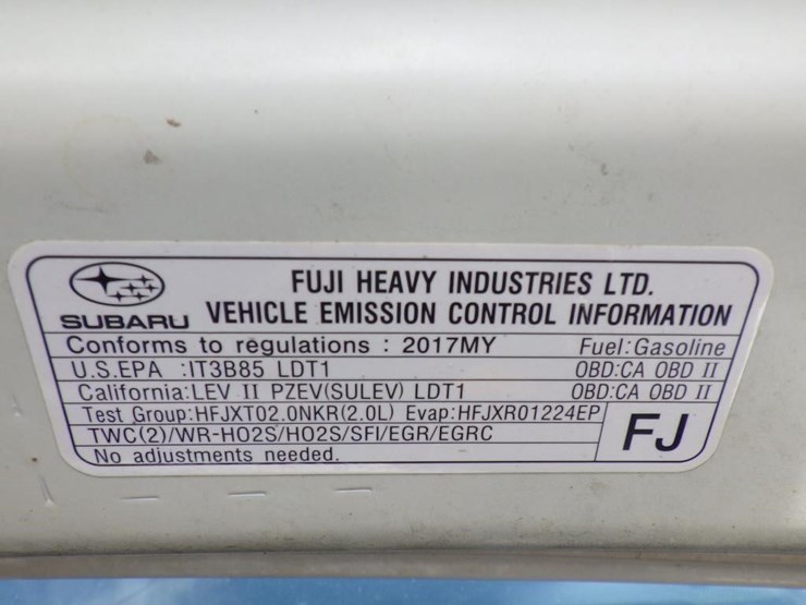 2017-subaru-crosstrek-image-12