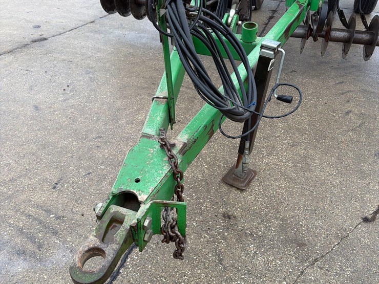 john-deere-726-image-15