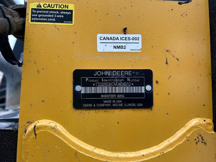 2021-deere-325g-image-27