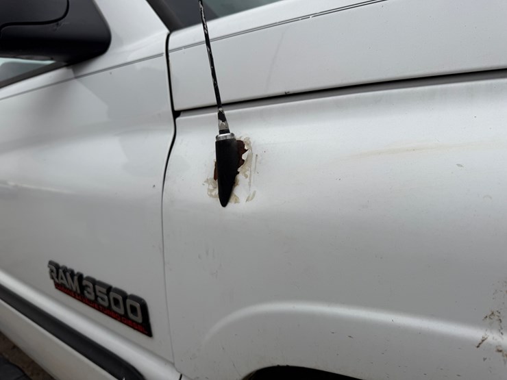 1999-dodge-ram-3500-image-44