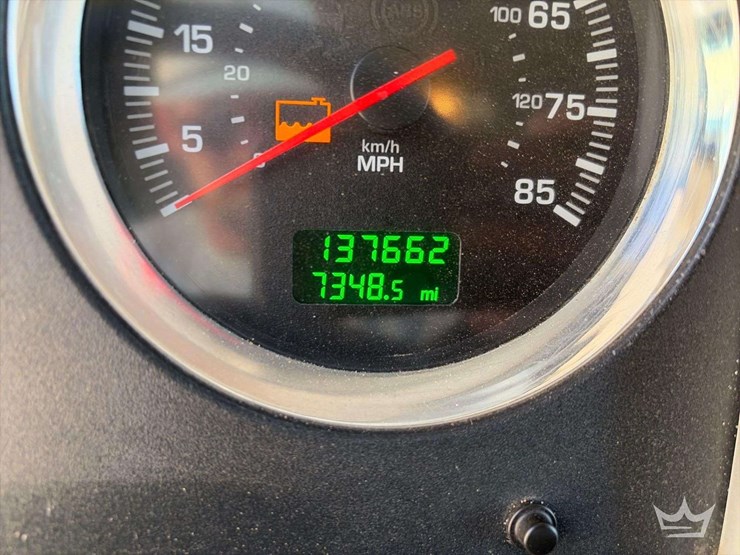 2011-kenworth-t800-image-8