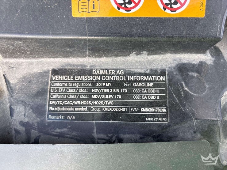 2019-mercedes-sprinter-2500-cargo-van-image-10