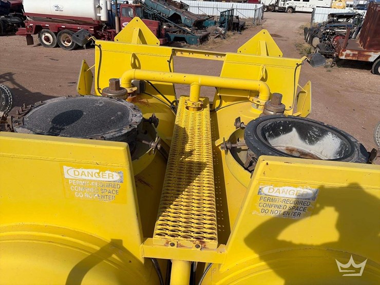 2007-peterbilt-379-image-23