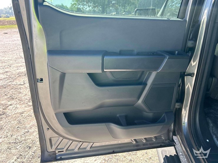 2021-ford-f150-image-21