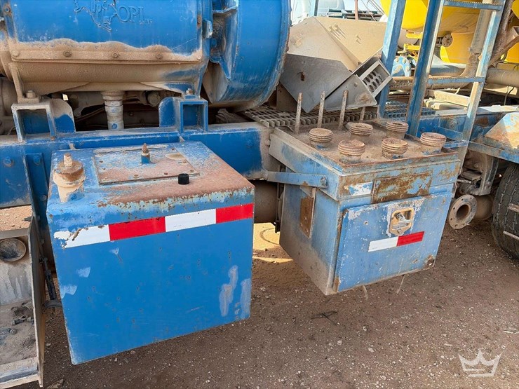 2007-peterbilt-379-image-19