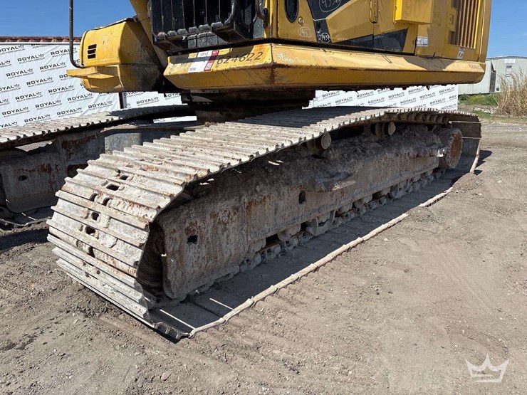 2020-komatsu-pc210-lc-image-24