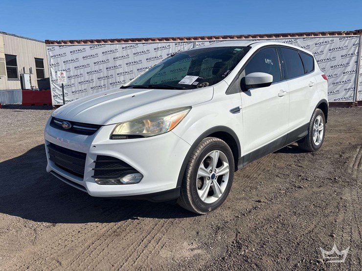 2016-ford-escape-image-1