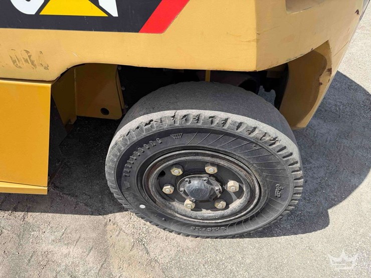 2017-caterpillar-dp70n1-image-20