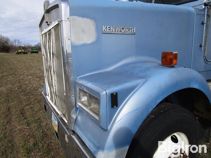 1984-cummins-855-image-12