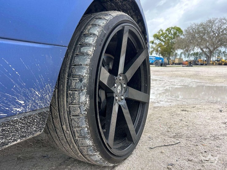 2013-land-rover-range-rover-image-26