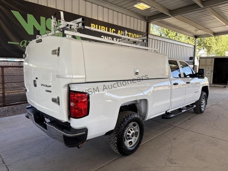 2016-chevrolet-silverado-2500hd-image-8