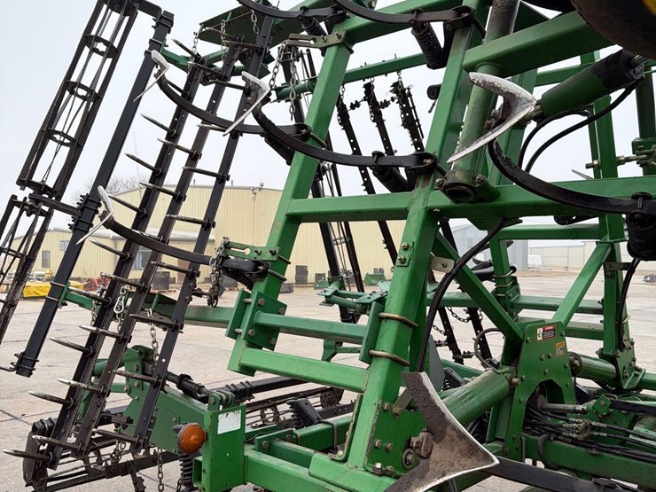 john-deere-726-image-25