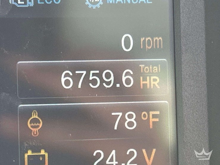 2014-hyundai-hl760-9a-image-6