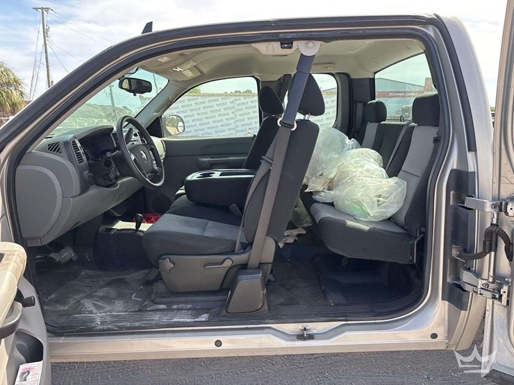 2009-chevrolet-silverado-1500-image-11