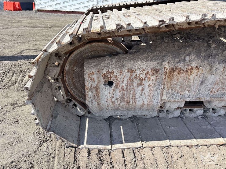 2020-komatsu-pc210-lc-image-27