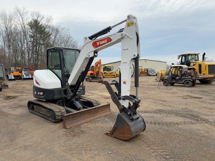 2023-bobcat-e42-image-7