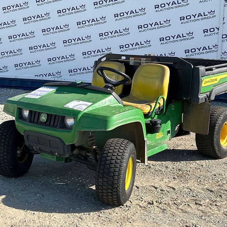 2022 JOHN DEERE GATOR