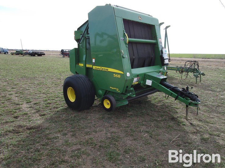 john-deere-568-image-3