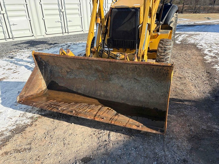 case-570l-xt-image-12