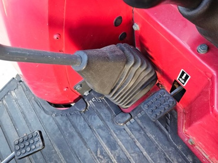 mahindra-7060-image-25