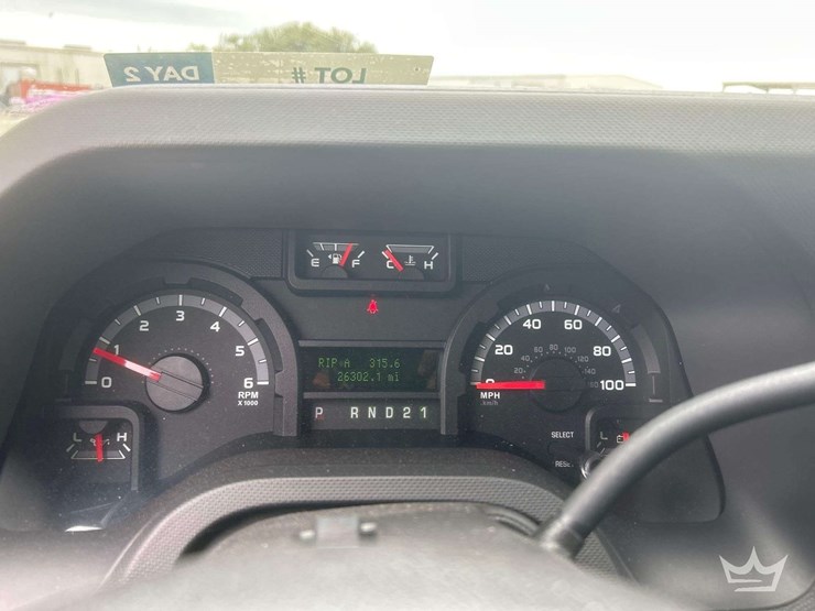 2011-ford-e350-image-5