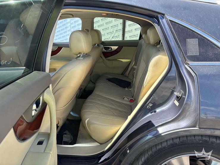 2009-infiniti-fx35-image-7