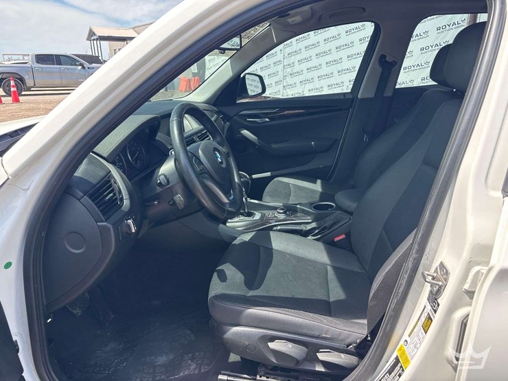 2015-bmw-x1-suv-image-11