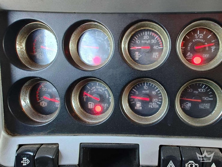 2012-kenworth-t660-image-26