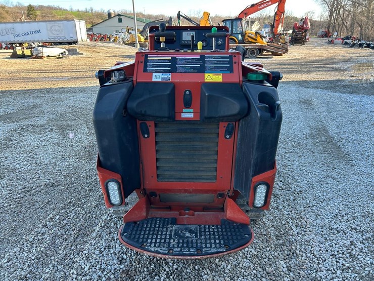 ditch-witch-sk1550-image-3